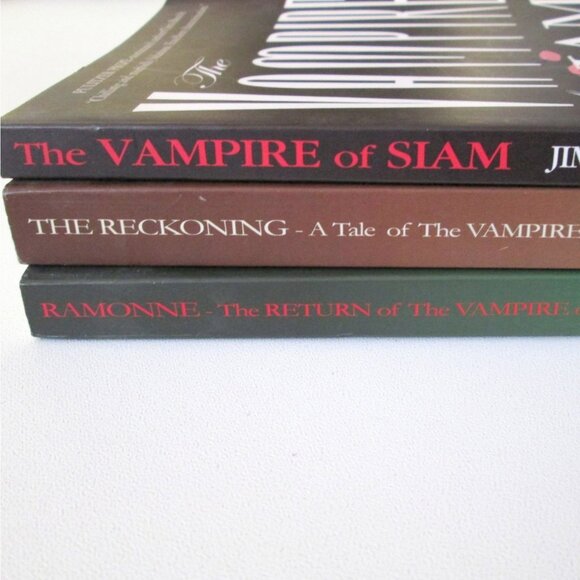 Jim Newport 3 Paperback Book Lot Vampire Of Siam Series Reckoning Ramonne 2000s - Picture 13 of 13